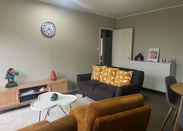  at 2/17 Ellerslie Park Road, Ellerslie, Auckland City, Auckland