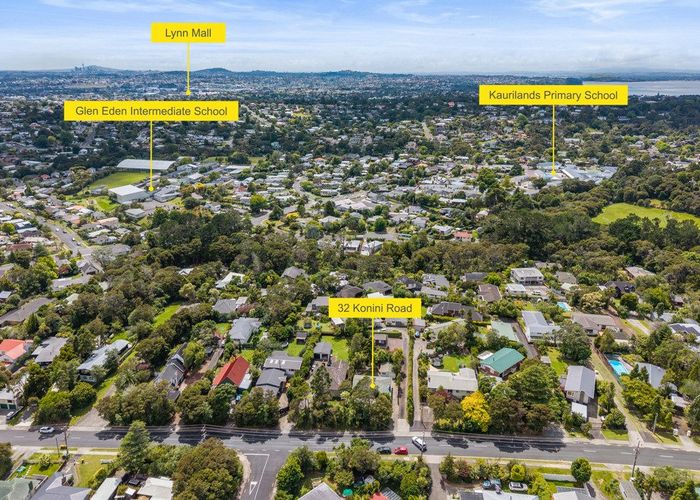  at 32 Konini Road, Titirangi, Auckland