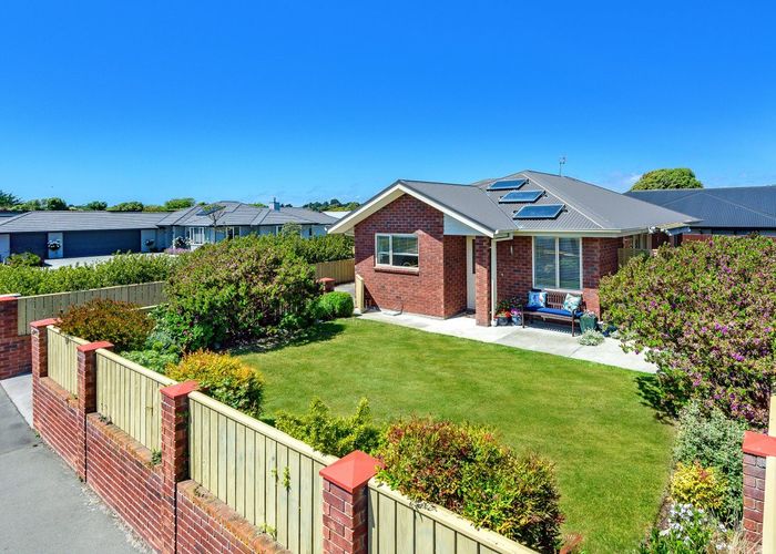  at 27 Saltaire Street, North New Brighton, Christchurch