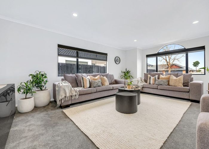  at 4 Caltra Place, East Tamaki, Auckland