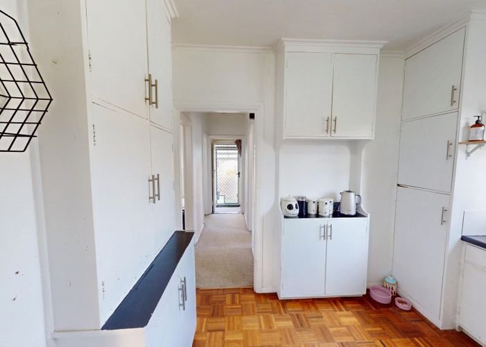  at 11 Roberts Avenue, Aramoho, Whanganui, Manawatu / Whanganui