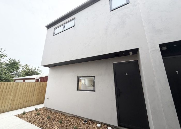  at 10/527 Hereford Street, Linwood, Christchurch City, Canterbury