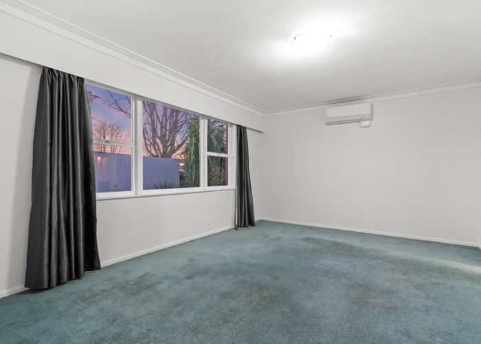  at 2/10 Mahon Place, Papatoetoe, Manukau City, Auckland