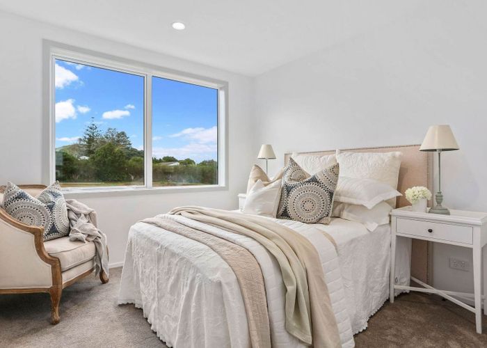  at 2/70A Barrack Road, Mount Wellington, Auckland City, Auckland