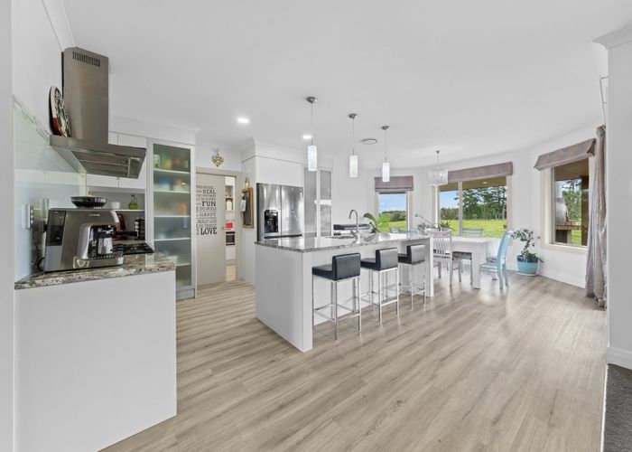  at 32 Arthur Road, Paraite