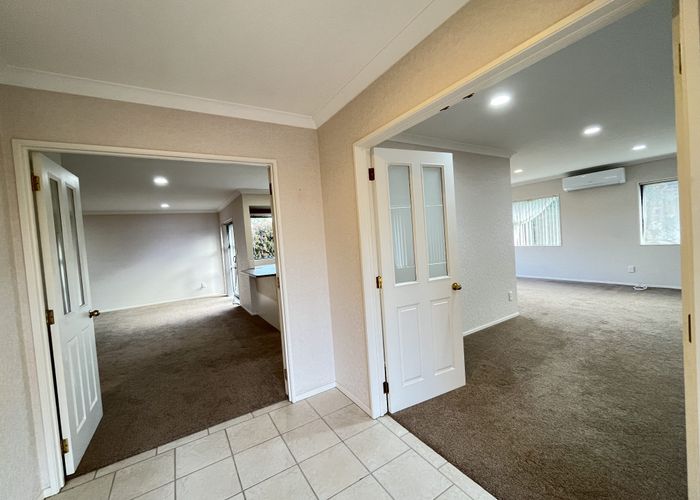  at 14 Brittas Place, East Tamaki, Auckland