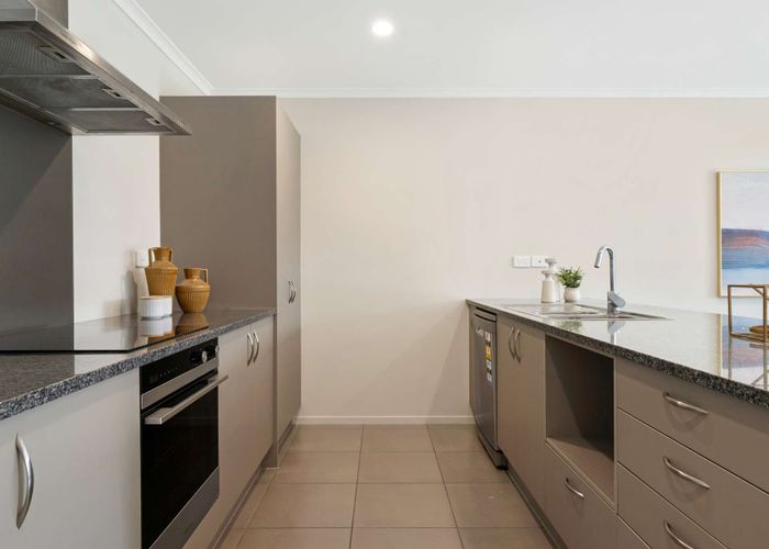  at 18 Akeake Lane, Manurewa, Manukau City, Auckland