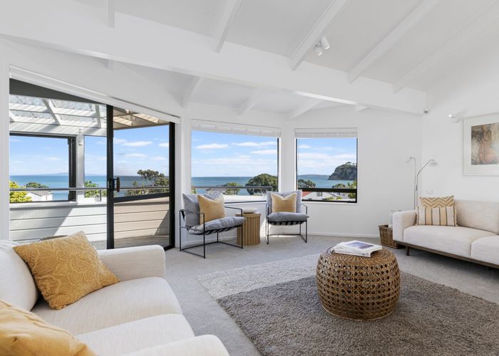 For sale 19 Zita Avenue, Matakatia Bay, Rodney, Auckland homes.co.nz