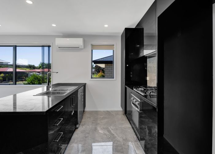  at 8A Frederick Place, Whalers Gate, New Plymouth, Taranaki