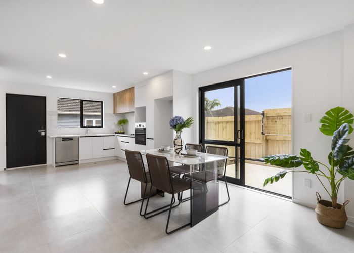  at 4/19 Alverston Street, Waterview, Auckland City, Auckland