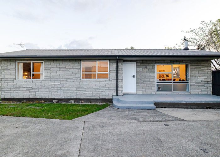  at 15 Kaimanawa Street, Kelvin Grove, Palmerston North, Manawatu / Whanganui