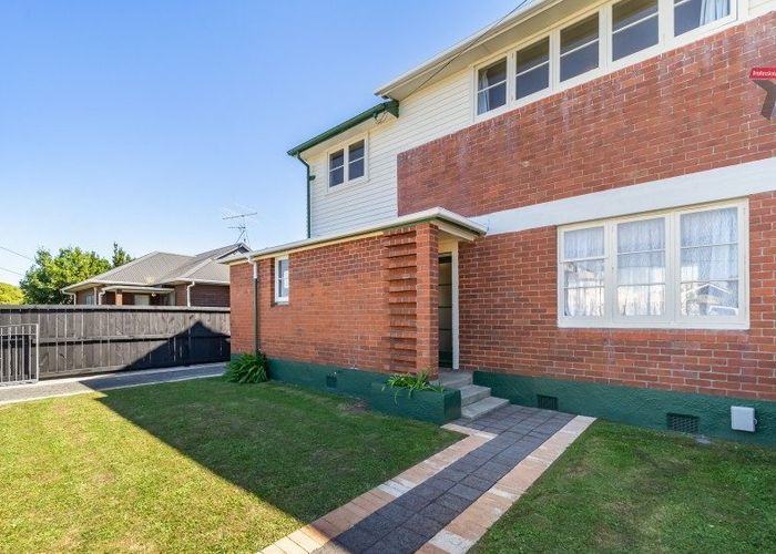 at 1/213 Knights Road, Hutt Central, Lower Hutt