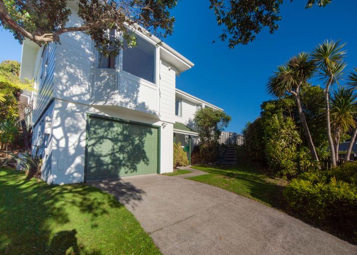  at 5 Montserrat Place, Grenada Village, Wellington, Wellington