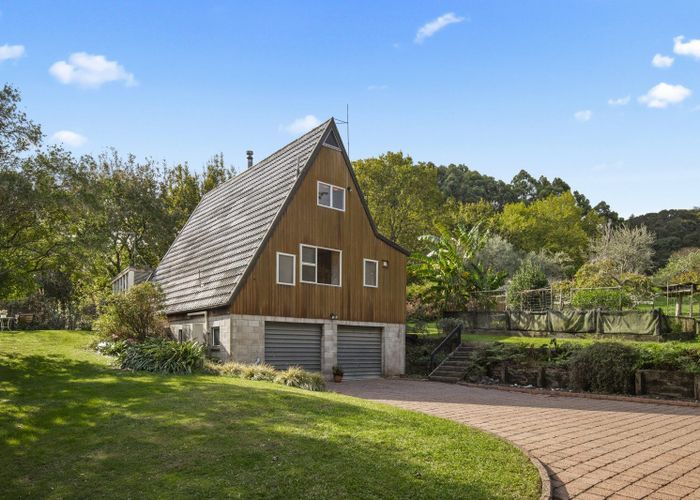  at 33 Quinns Road, Clevedon, Manukau City, Auckland