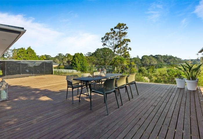  at 156 Albany Highway, Greenhithe, Auckland