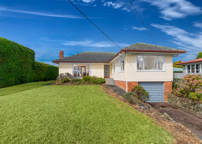  at 50 Farquhar Road, Glendene, Auckland