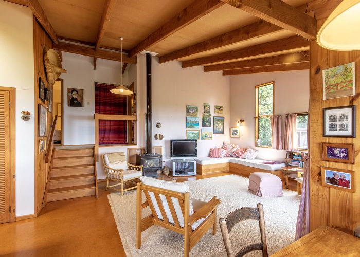  at 33 Hauraki Terrace, Pukawa Bay, Tūrangi