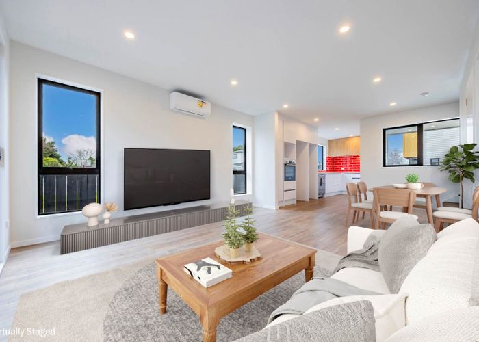  at 1-7/21 Peachgrove Road, Te Atatu Peninsula, Waitakere City, Auckland