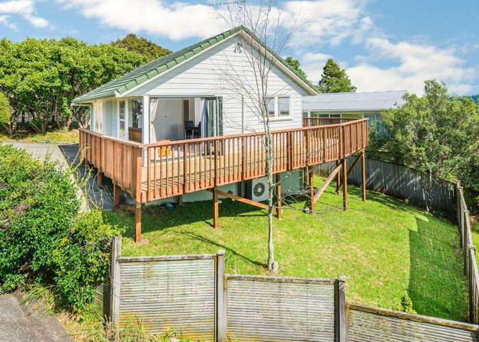  at 39 Seaview Road, Glenfield, Auckland