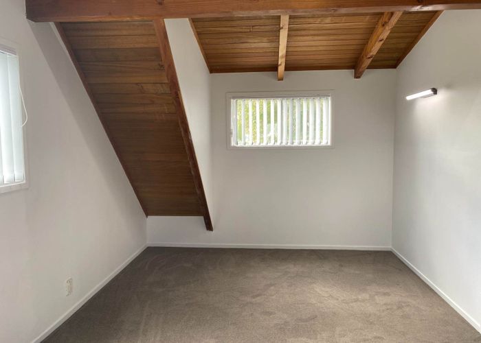  at 220 Dominion Road, Red Hill, Papakura