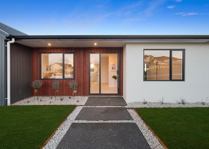  at 2 Waikaka Place, Rototuna North, Hamilton