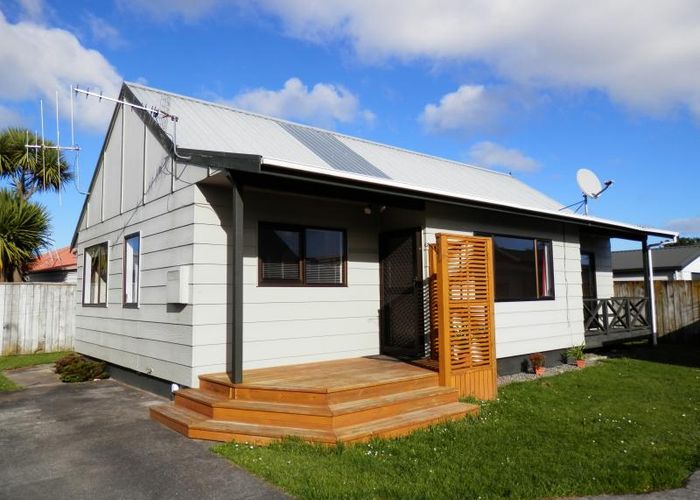  at 42A Raglan Avenue, Cloverlea, Palmerston North