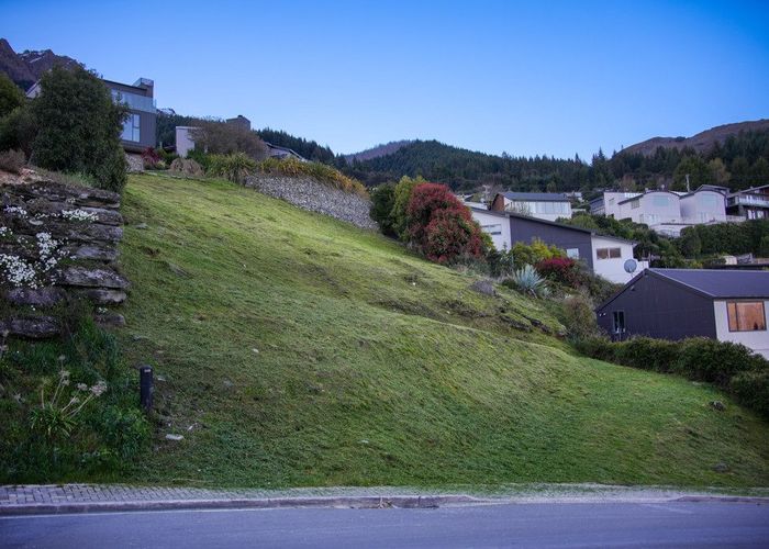  at 6 Aspen Grove, Fernhill, Queenstown-Lakes, Otago