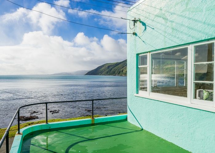  at 20 Ocean Parade, Pukerua Bay, Porirua