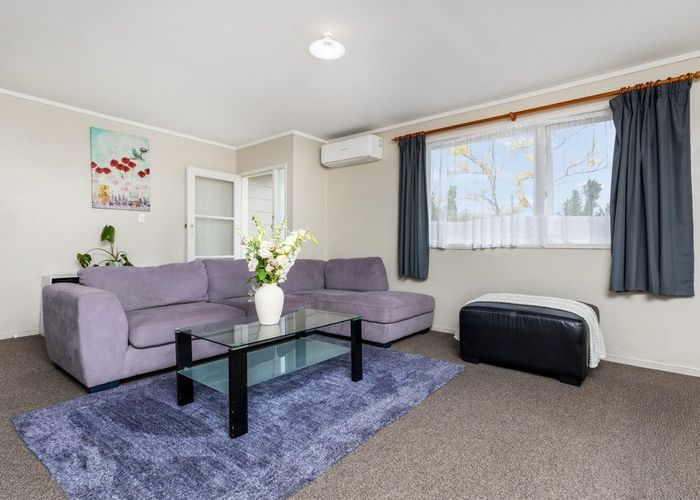  at 42 & 42A Vina Place, Massey, Waitakere City, Auckland