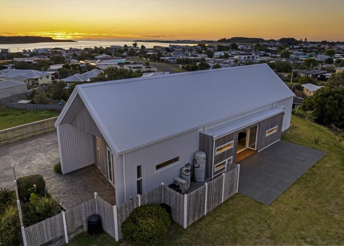  at 2 Rangeview Rise, Foxton Beach, Horowhenua, Manawatu / Whanganui