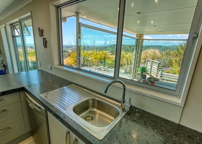  at 60 Ballarat Rise, Awatuna