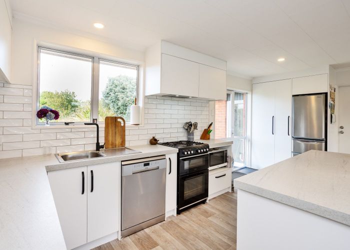  at 274 West Plains School Road, West Plains, Invercargill, Southland