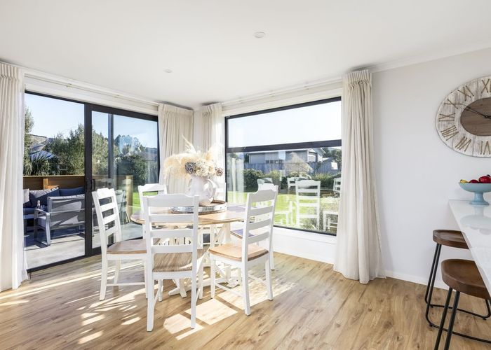  at 27 Edinburgh Street, Waimate, Waimate