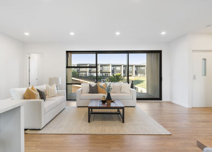  at 25C  Lomond Street, Takapuna, North Shore City, Auckland