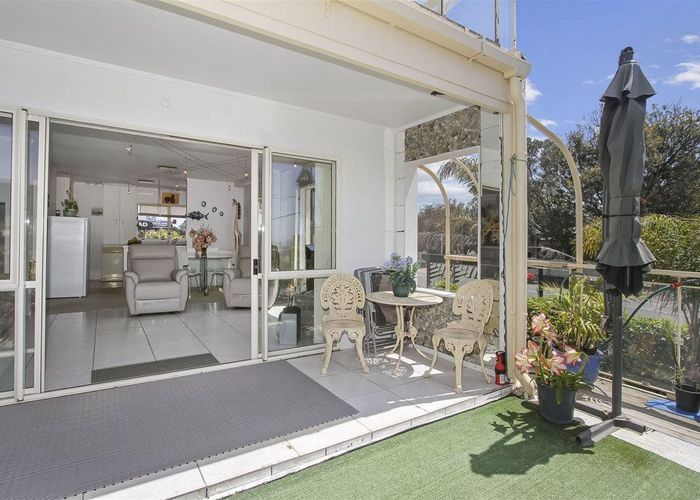  at 1a/268 Onewa Road, Birkenhead, North Shore City, Auckland