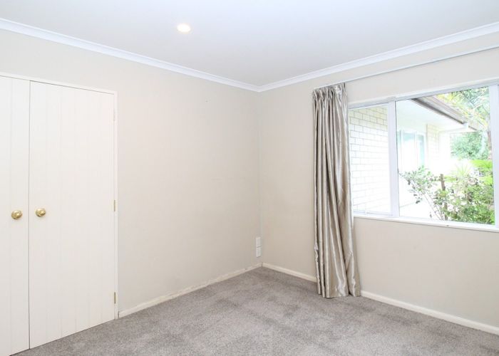  at 2 Cambrian Crescent, Flat Bush, Manukau City, Auckland