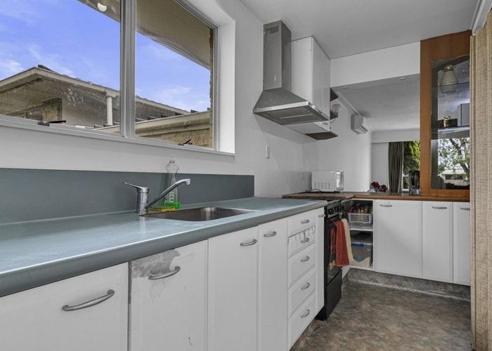  at 3/38 Picton Avenue, Riccarton, Christchurch