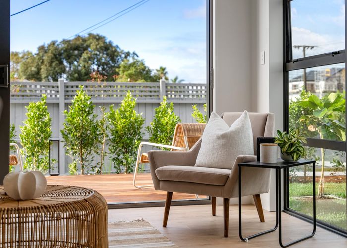  at 3 Trafalgar Road, Milford, North Shore City, Auckland