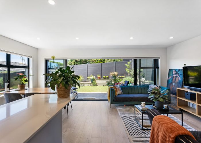  at 16F Cradock Street, Avondale, Auckland City, Auckland