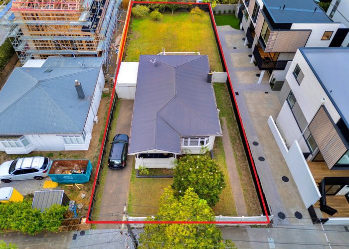  at 15 Walmer Road, Point Chevalier, Auckland City, Auckland