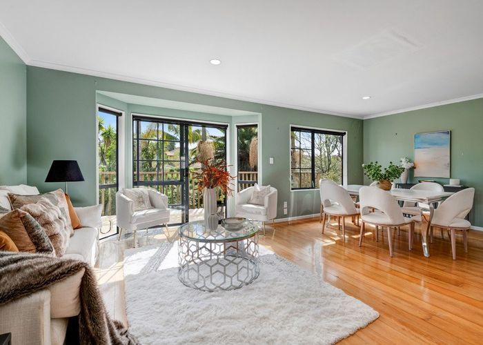  at 2/20 Greta Place, Stanmore Bay, Rodney, Auckland