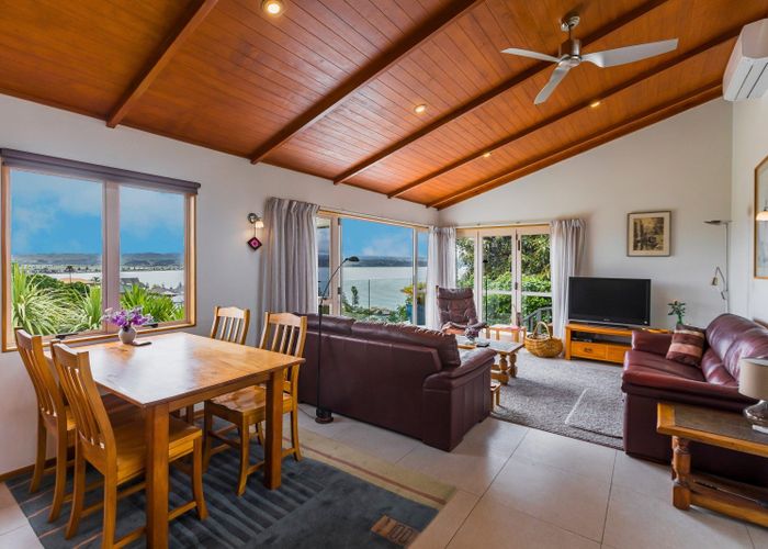  at 12 Cobden Crescent, Bluff Hill, Napier