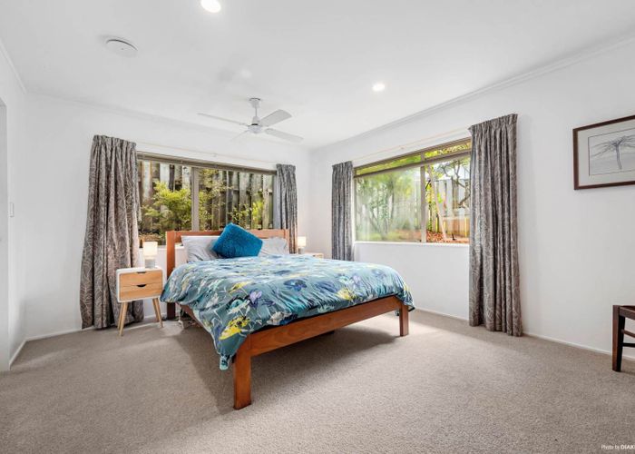  at 17 Emlyn Place, Torbay, Auckland