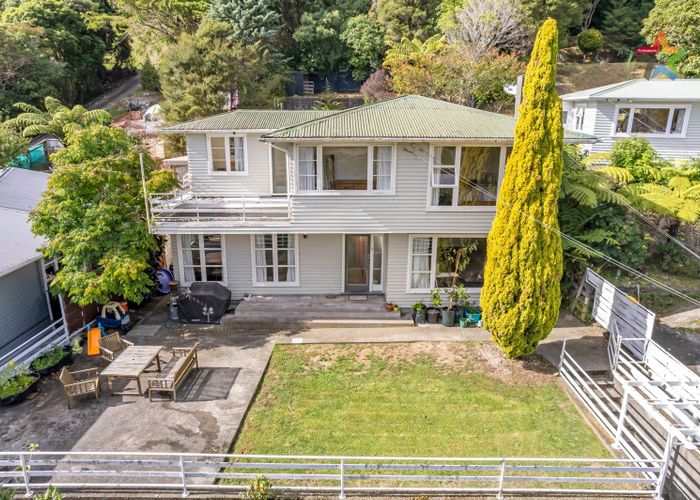  at 19 Thomas Street, Stokes Valley, Lower Hutt