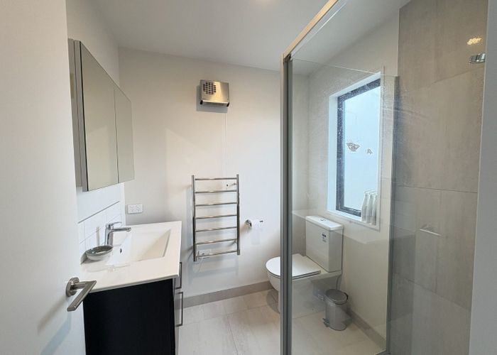  at 2/112 Burke Street, Sydenham, Christchurch City, Canterbury