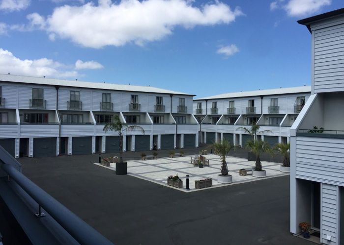  at 25/10 Ruru Street, Eden Terrace, Auckland