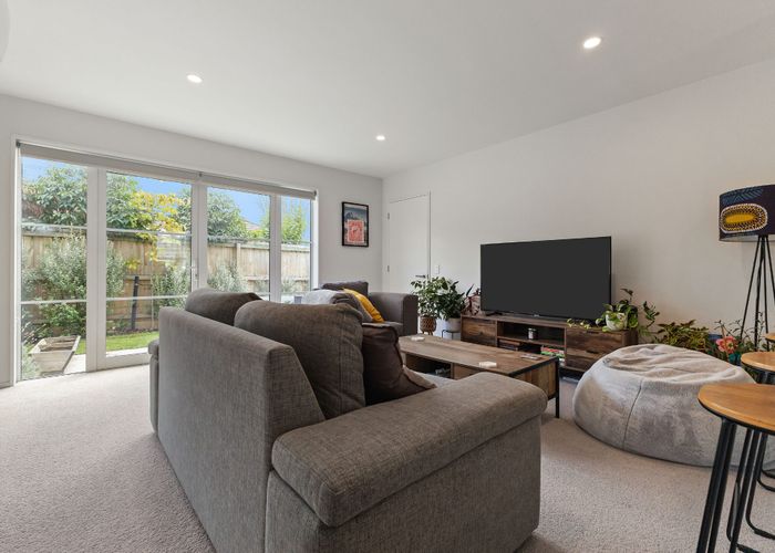  at 2/24 Devon Street, Sydenham, Christchurch