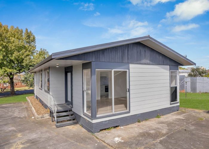  at 74 Sikkim Crescent, Clover Park, Auckland