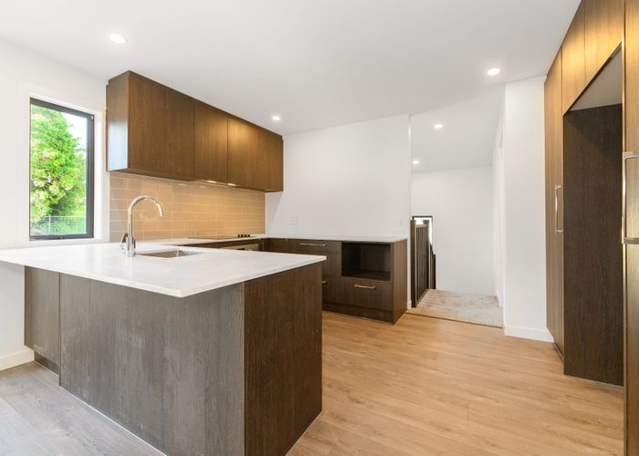  at 20 Arataki Views Way, Glen Eden, Waitakere City, Auckland