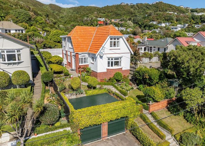  at 4 Blakey Avenue, Karori, Wellington, Wellington